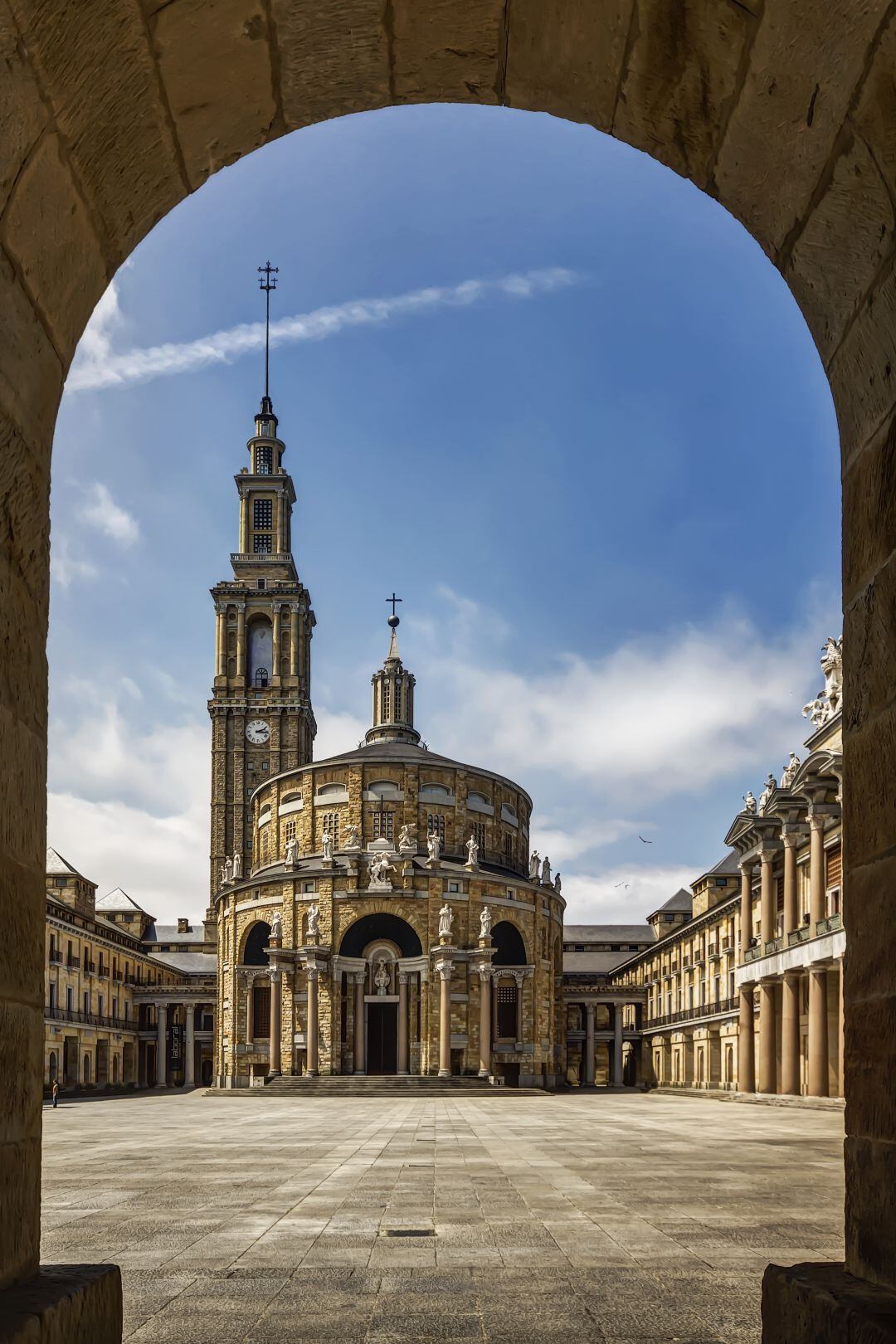 Universidad Laboral de Gijón. 