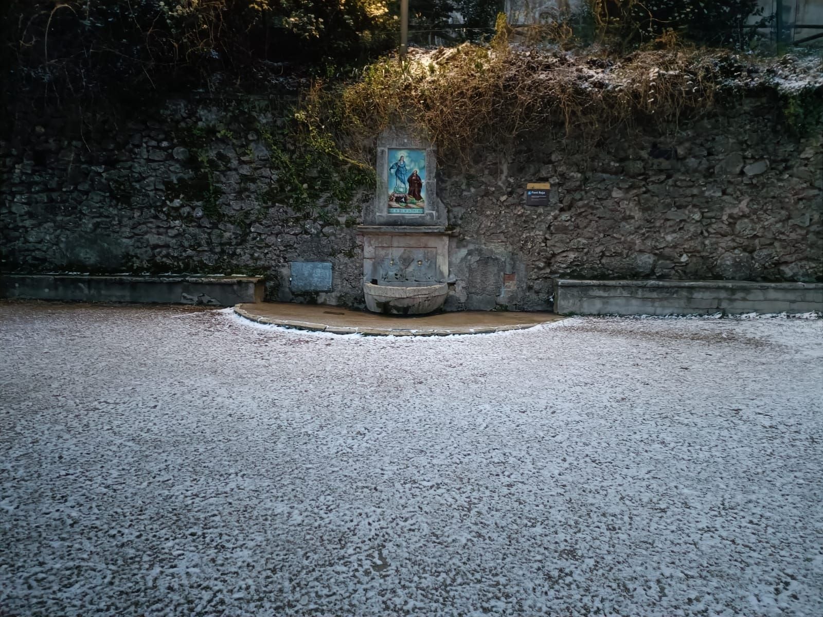 Font Roja de Alcoy con un leve manto de nieve