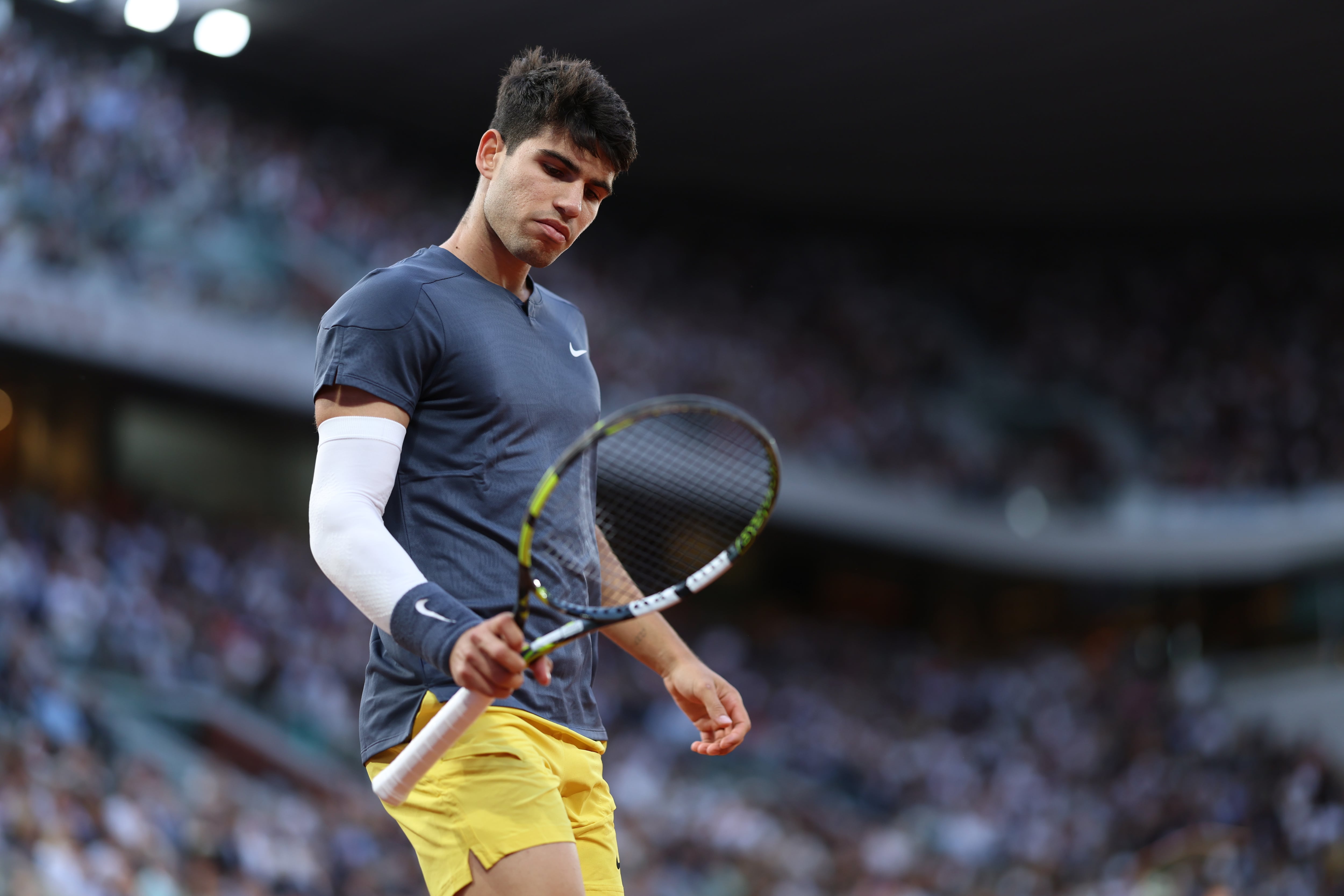 Carlos Alcaraz en Roland Garros 2024. (Photo by Clive Brunskill/Getty Images)