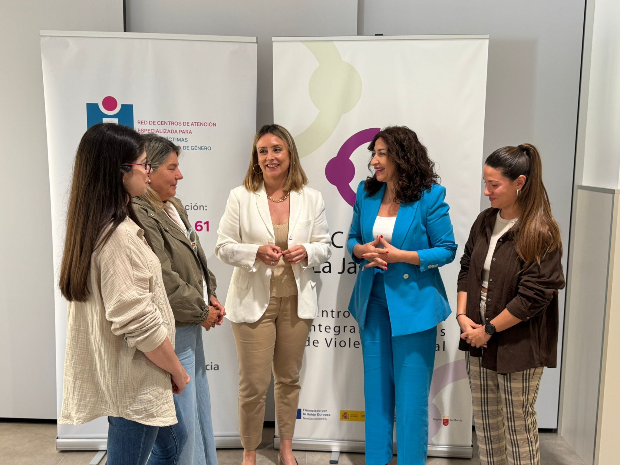 La consejera de Política Social, Familias e Igualdad, Conchita Ruiz, durante la presentación del balance de mujeres atendidas en la red regional de recursos de atención a mujeres víctimas de violencia en el primer trimestre del año