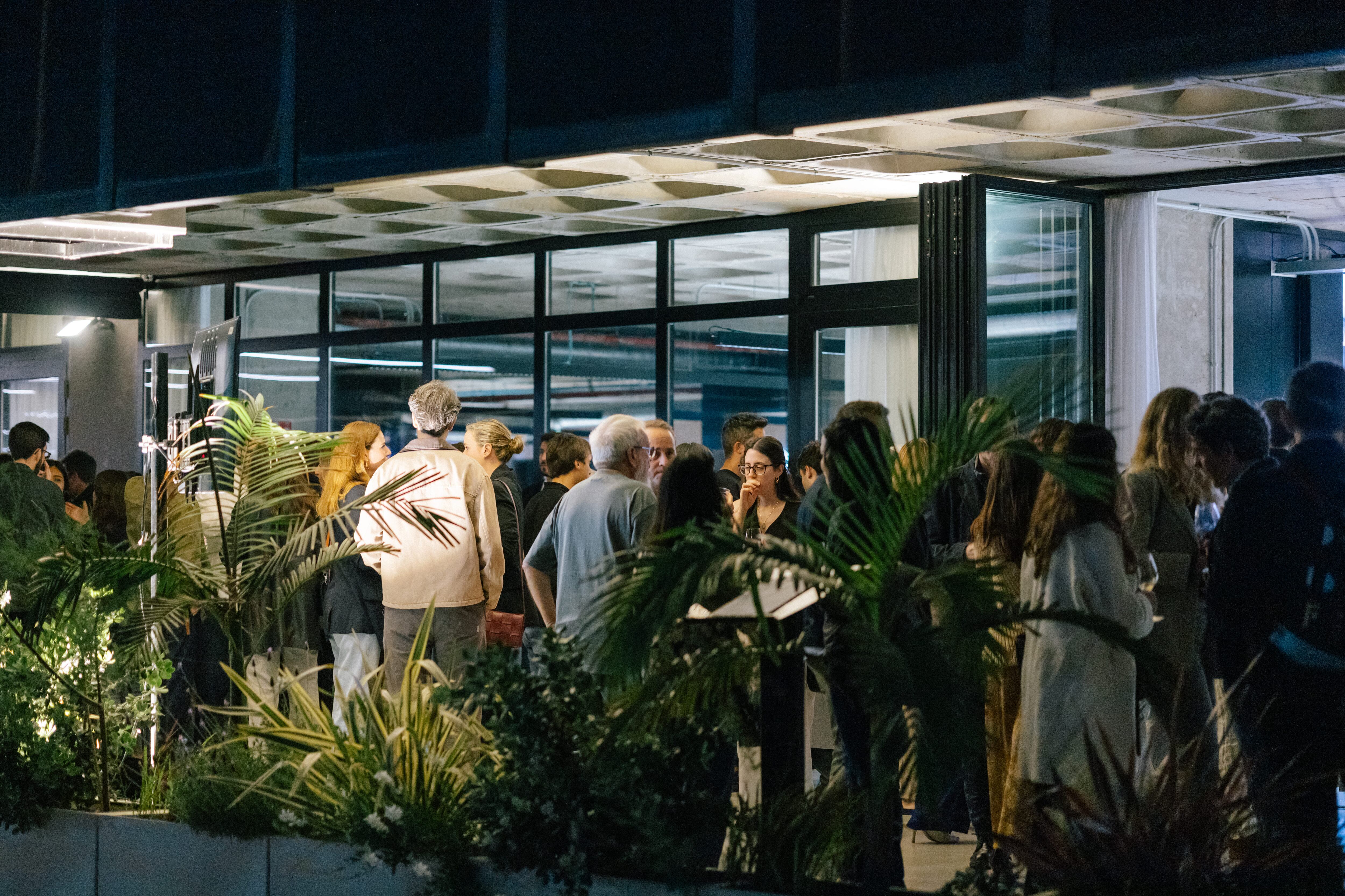 Open Meeting (Open House) de Nastassia Tarusava