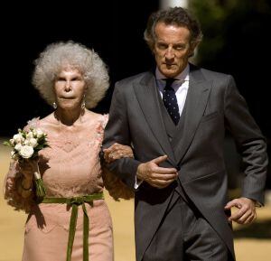 Cayetana y Alfonso Déz durante su boda