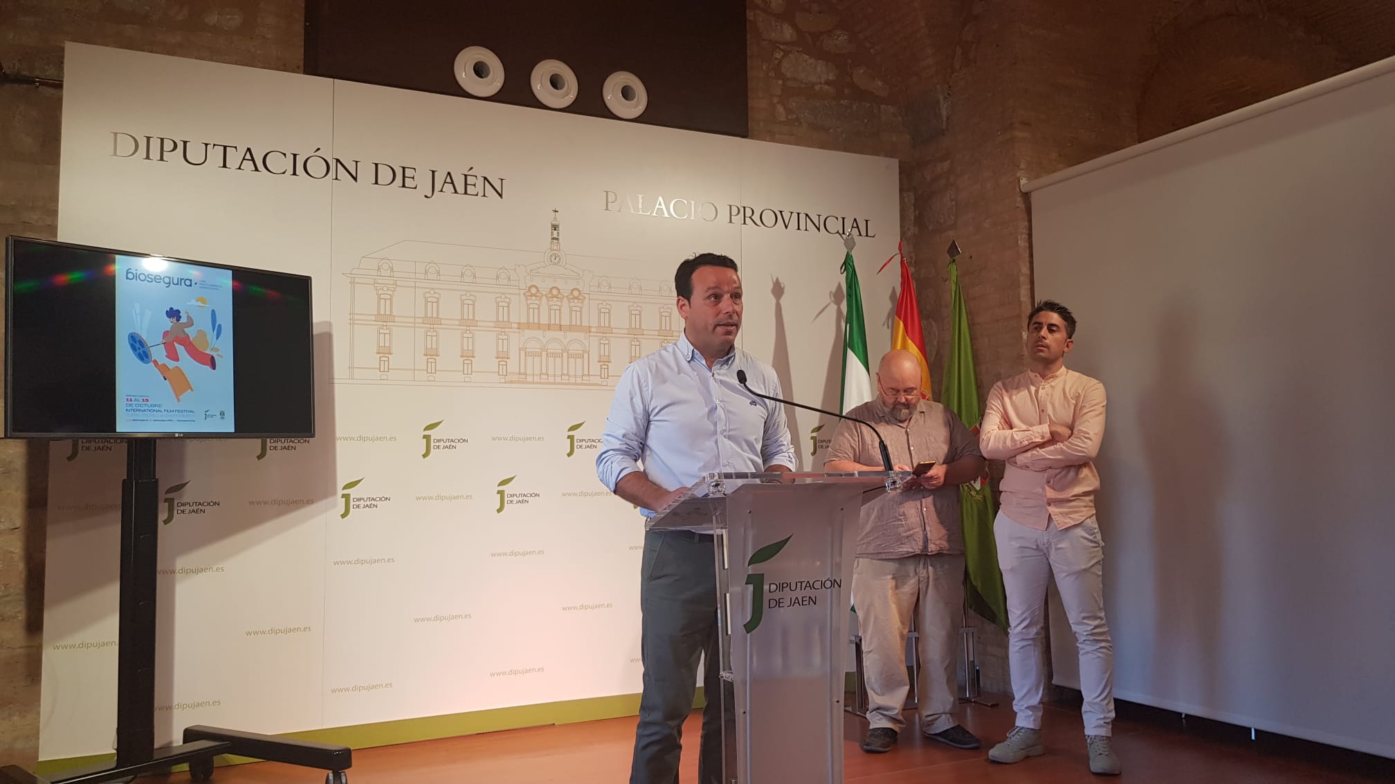 Presentación de Biosegura 2023, con el diputado de Agricultura y Ganadería, Javier Perales, junto al alcalde de Beas de Segura, José Alberto Rodríguez, y el coordinador de Biosegura, Mariano Ojeda.