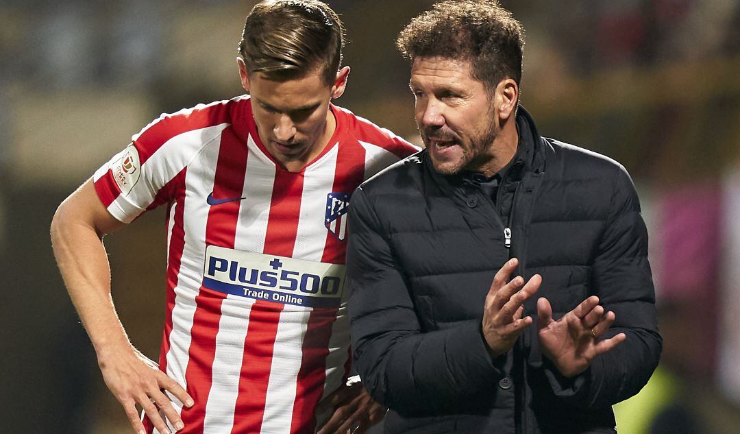 Marcos Llorente y Diego Simeone.