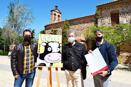 De izquierda a derecha, Jesús Caballero, Víctor Barba y Raúl Muela