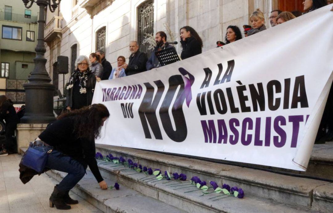 Concentración contra la violencia machista en Tarragona 
