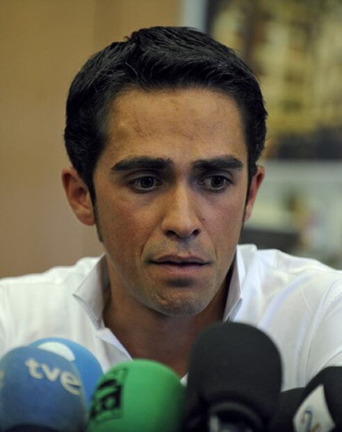 Contador durante una rueda de prensa