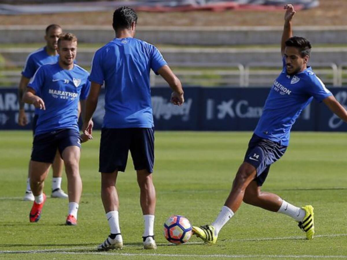 El Málaga sin los internacionales y con canteranos