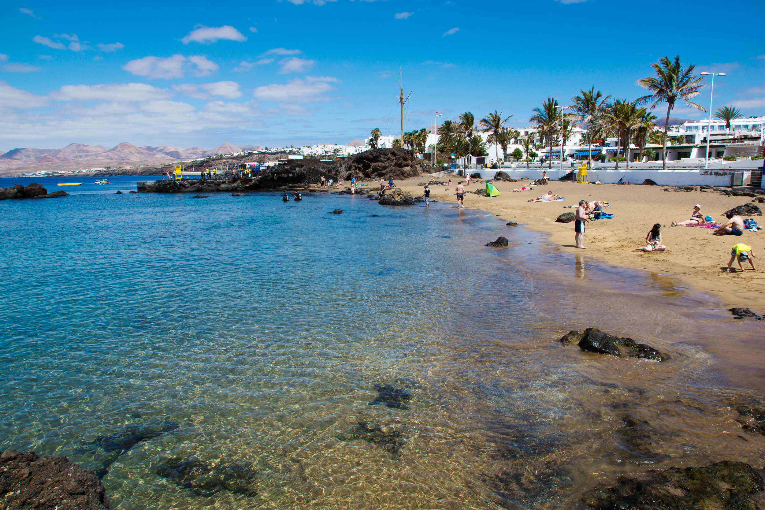 Playa Chica en Puerto del Carmen, Lanzarote.