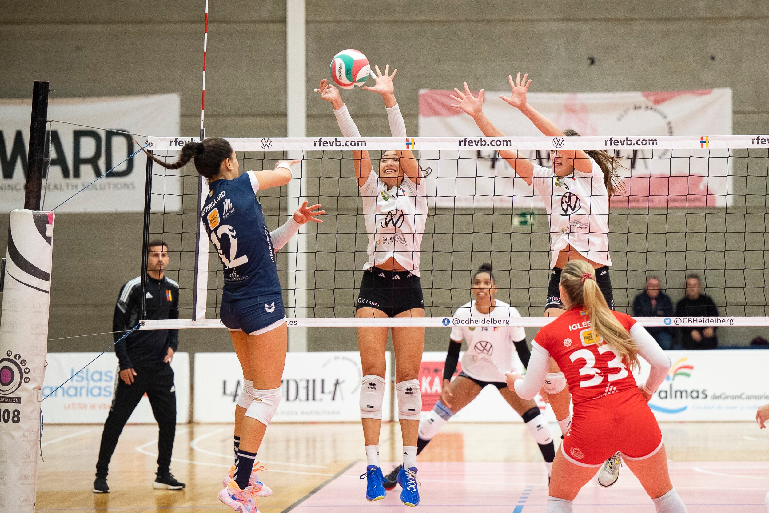 L'Avarca de Menorca va tornar amb els tres punts de les Canàries en superar el Heidelberg.