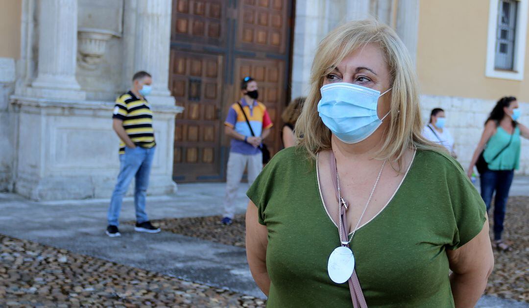 La presidenta de la Asociación de Ayuda a la Dependencia y enfermedades raras de Castilla y León, Yolanda de la Viuda, analiza la "falta de información" sobre el protocolo y las medidas que se van a llevar a cabo para iniciar el curso escolar