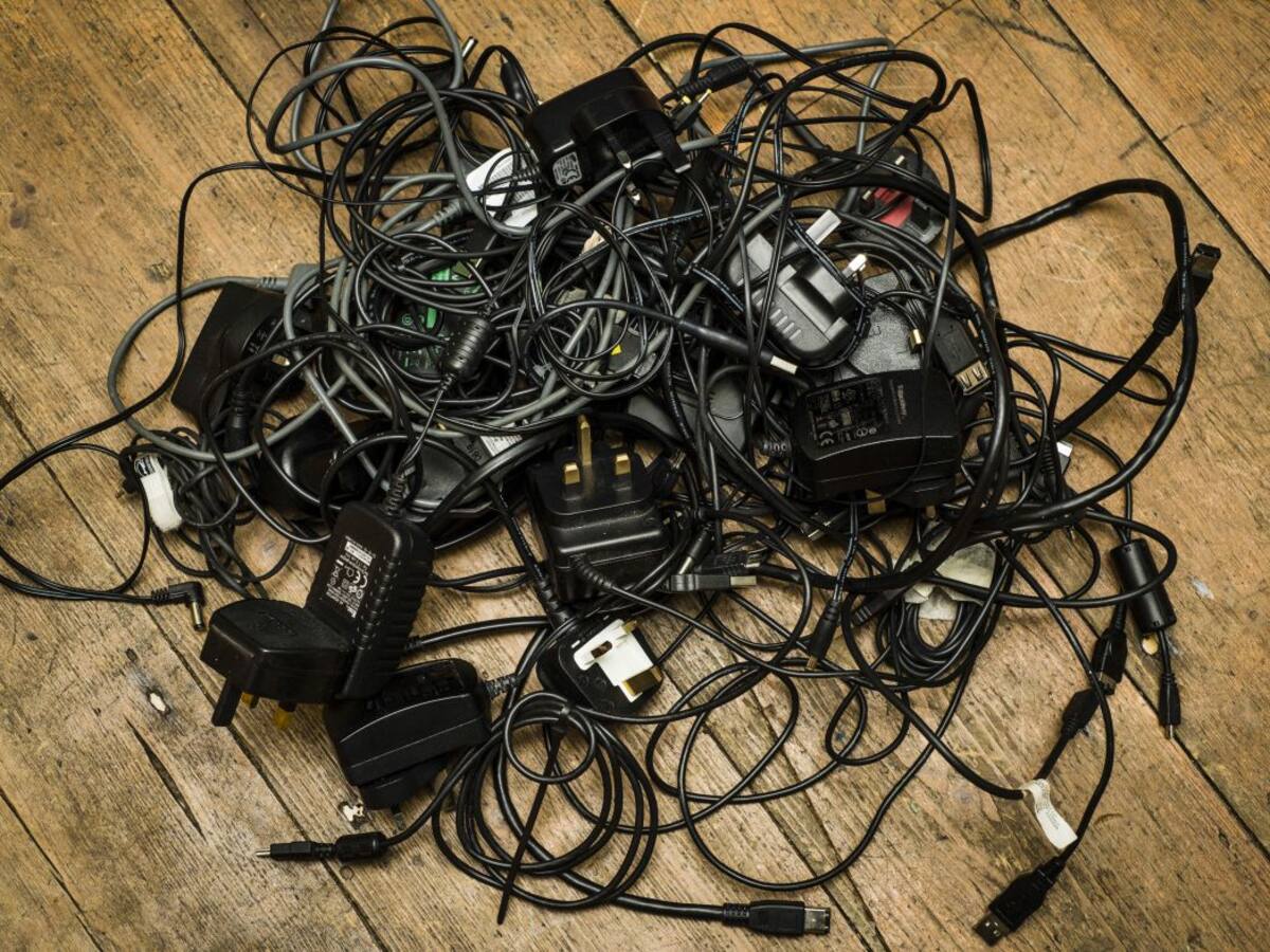 De nostalgias y futuros: móviles, sitios y cosas