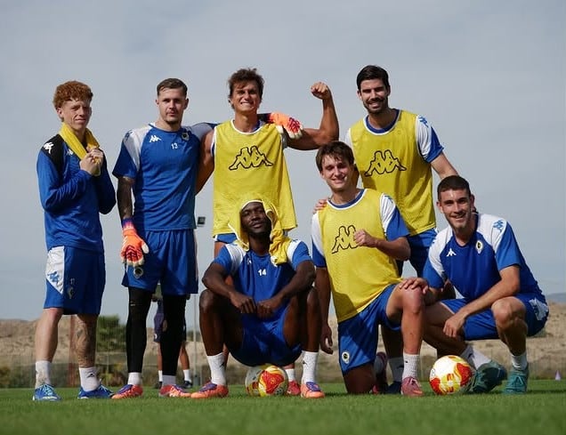 Sandro Blazic, junto a Slavy, Jeremy, Ben Hamed, entre otros jugadores del Hércules