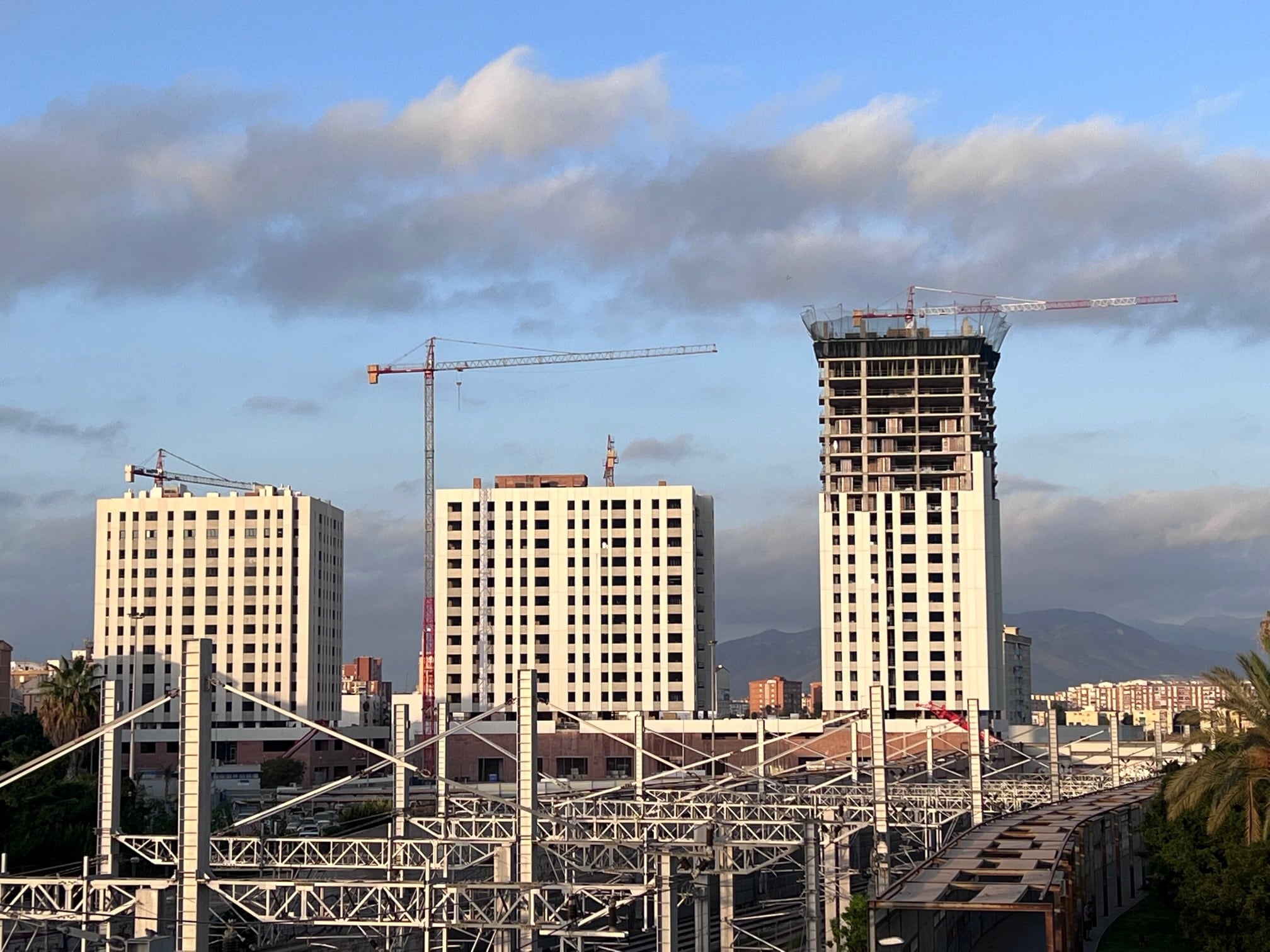 Las tres torres de la barriada La Princesa de Málaga