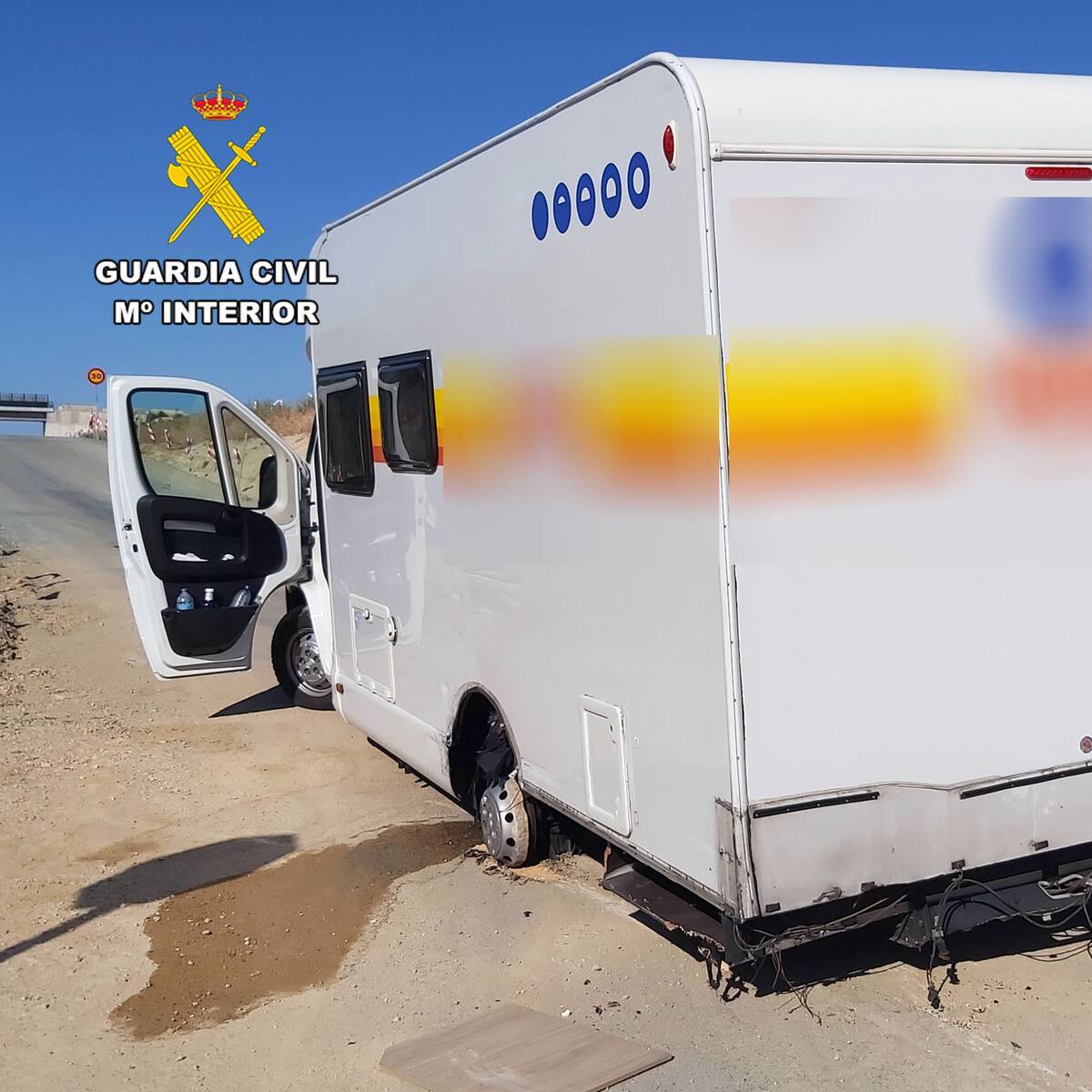 Desarticulado un grupo criminal tras abandonar una autocaravana con más de 500 kilos de droga en la A-7