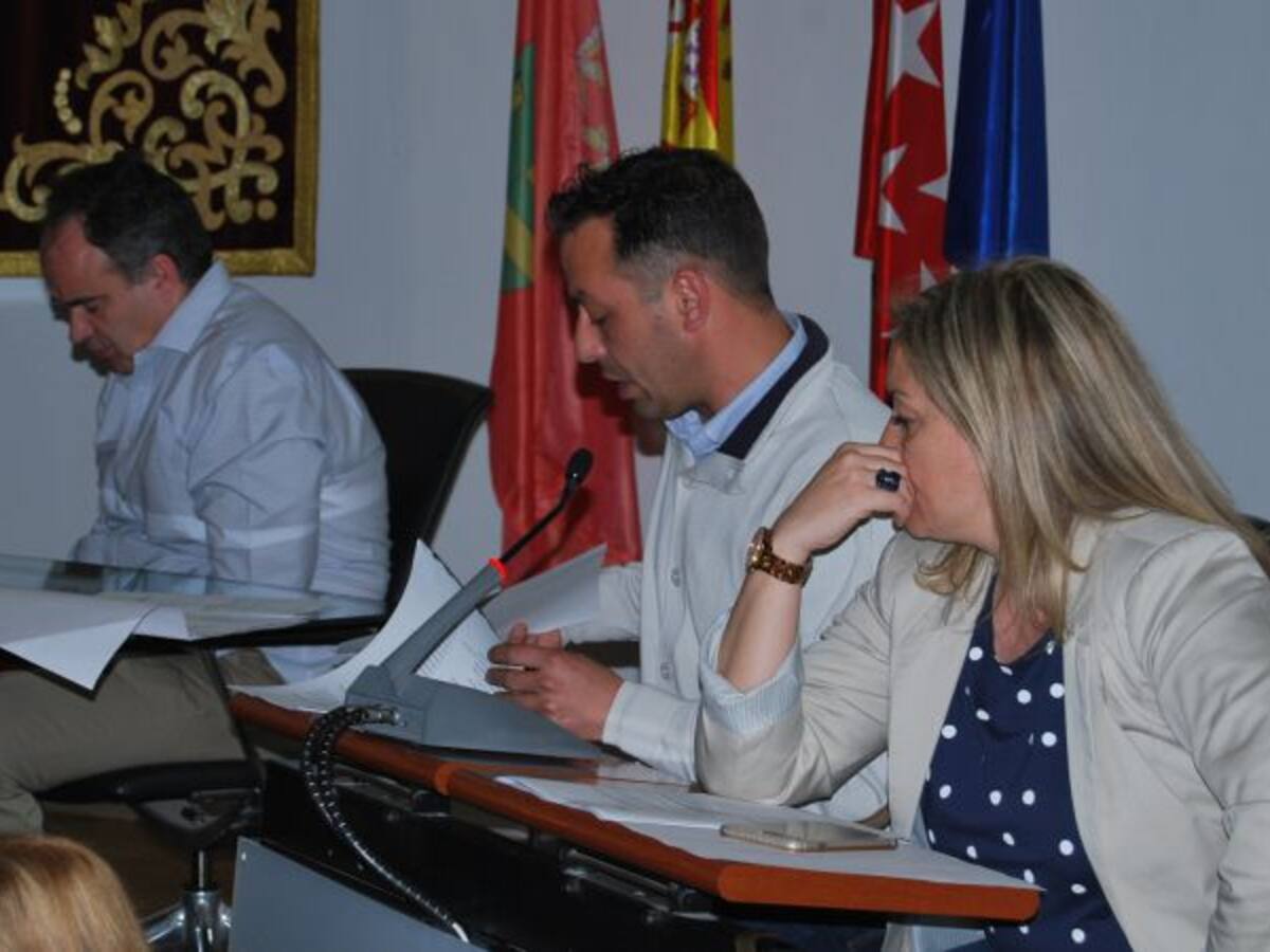 Los no adscritos de Parla seguirán con sueldo