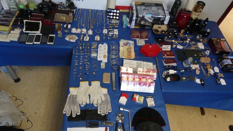 Material incautado por la Policía Nacional.