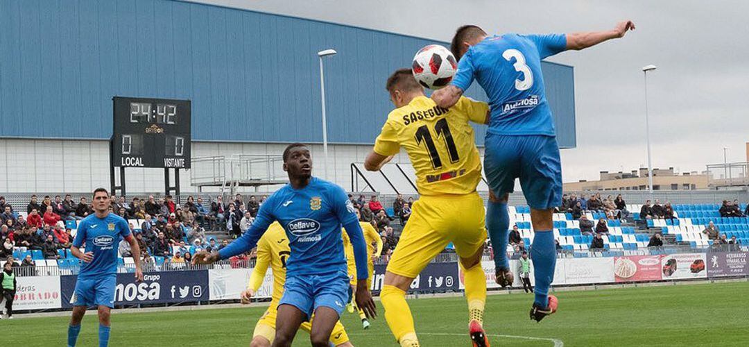 El CF Fuenlabrada sigue renovando jugadores para mantener la base del equipo del ascenso.