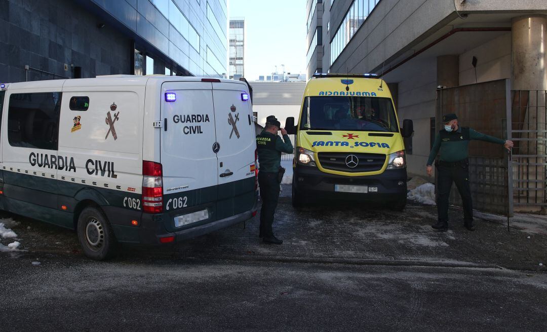 La ambulancia traslada a Villarejo desde la cárcel 