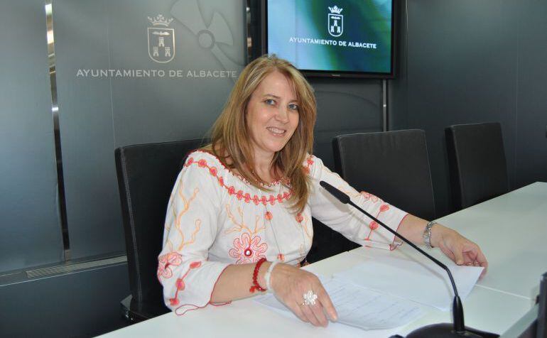 Llanos Navarro, portavoz del equipo de gobierno