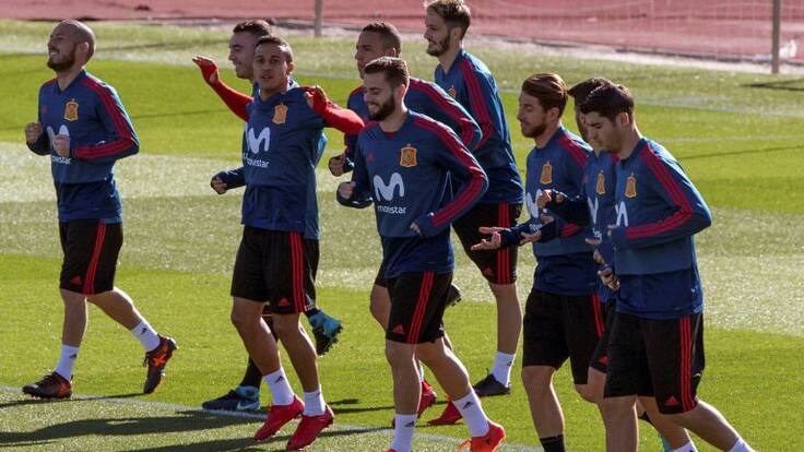 Hora 25 Deportes: Turno de las selecciones (09/11/2017)