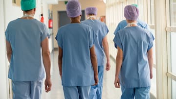 La enfermería de Castellón exige avances: implantar la enfermería escolar, mismo reconocimiento profesional que el resto de profesionales sanitarios y fomentar las especialidades