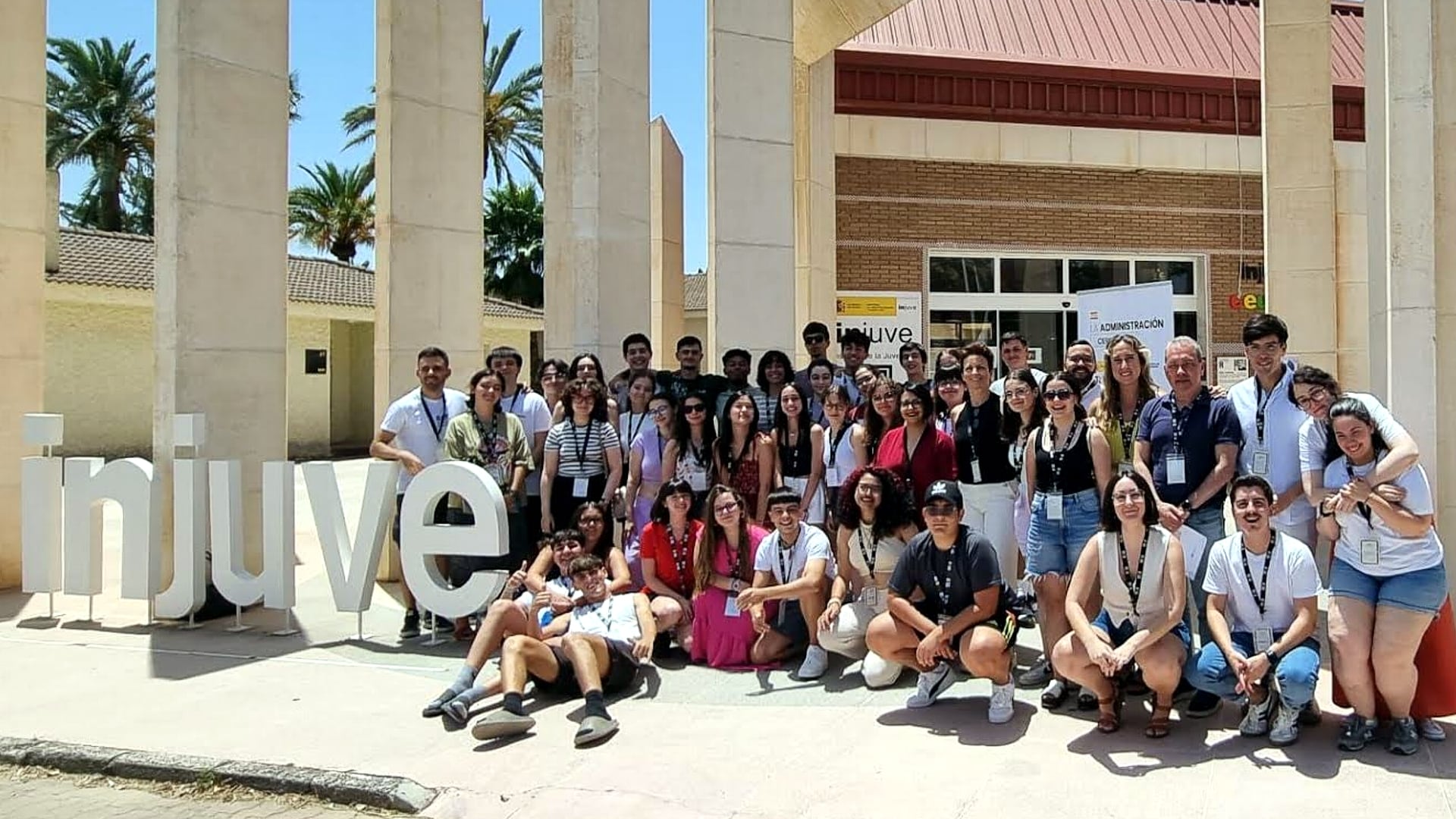 Foto de familia en el CEULAJ de Mollina