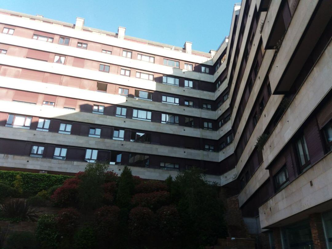 Fachada de bloque de viviendas