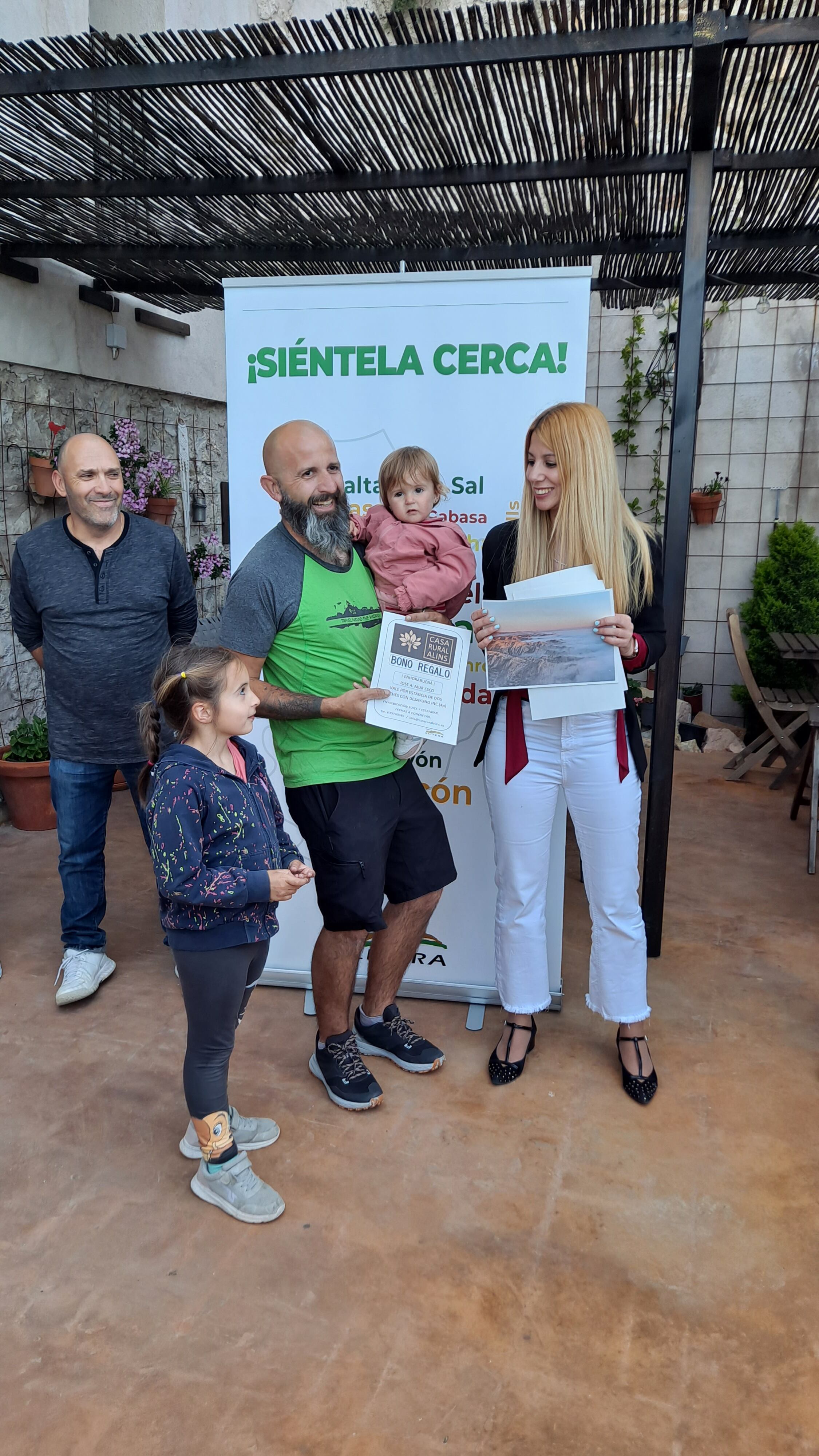 Jesús Mur con la Tania Solans. Foto: Comarca de la Litera