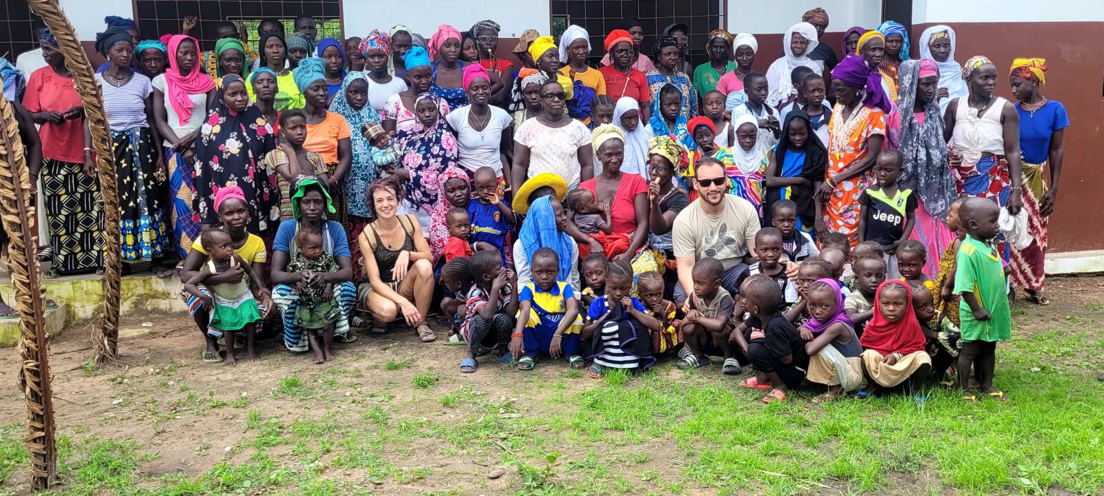 La ONG Tierra Sin Males en África.