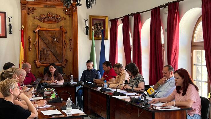 Continúan las discrepancias en torno al proyecto de la Residencia de Mayores, a pesar de haber sido aprobado, en marzo, el proyecto básico y la cesión de los terrenos en Las Glorias