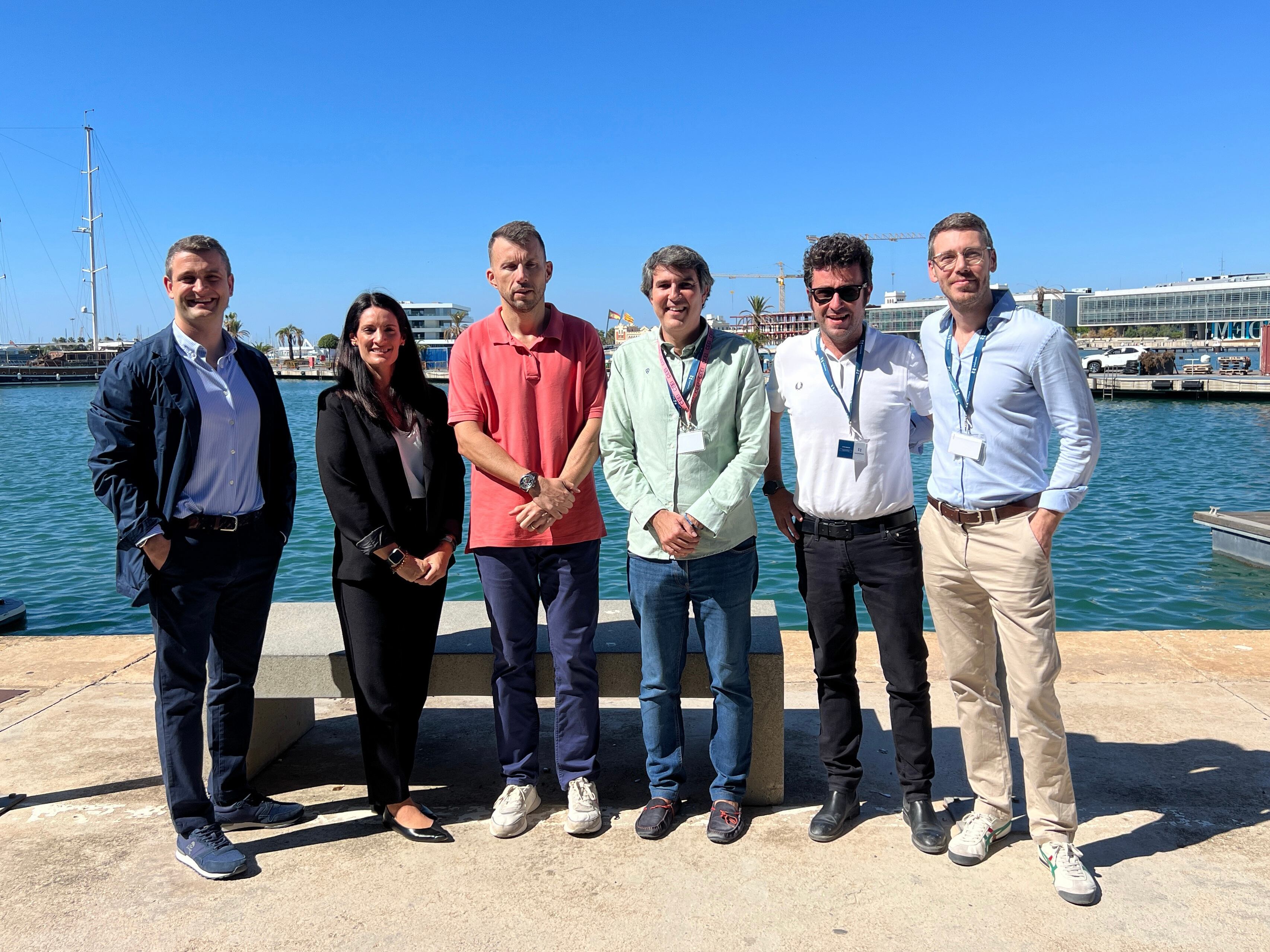 Juan Garcia (Founder & CEO Exponentia), Mercedes Frochoso (dtra. Regional IE Executive Education AMP C. Valenciana), Pedro Morillo (UV), Pablo Ceinos (dtor. Operaciones CEEI), Ricard Orts (Socio The Terminal Hub) y Gino Russo (CMO The Terminal Hub)