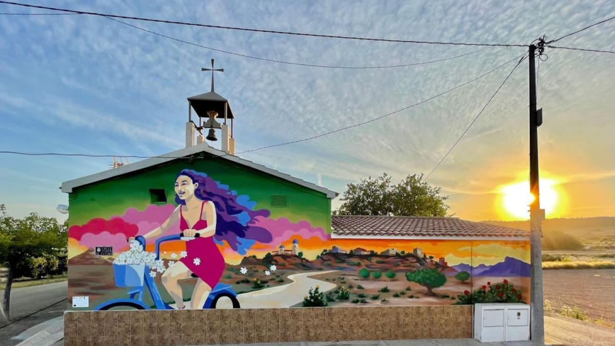 Sendra y Flow llevan el 'arte urbano' a las pedanías altas de Lorca