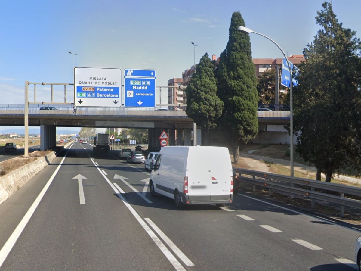 Otro puente sobre el nuevo cauce del Turia y más pasos inferiores: la solución del Gobierno para acabar con los atascos en la V-30