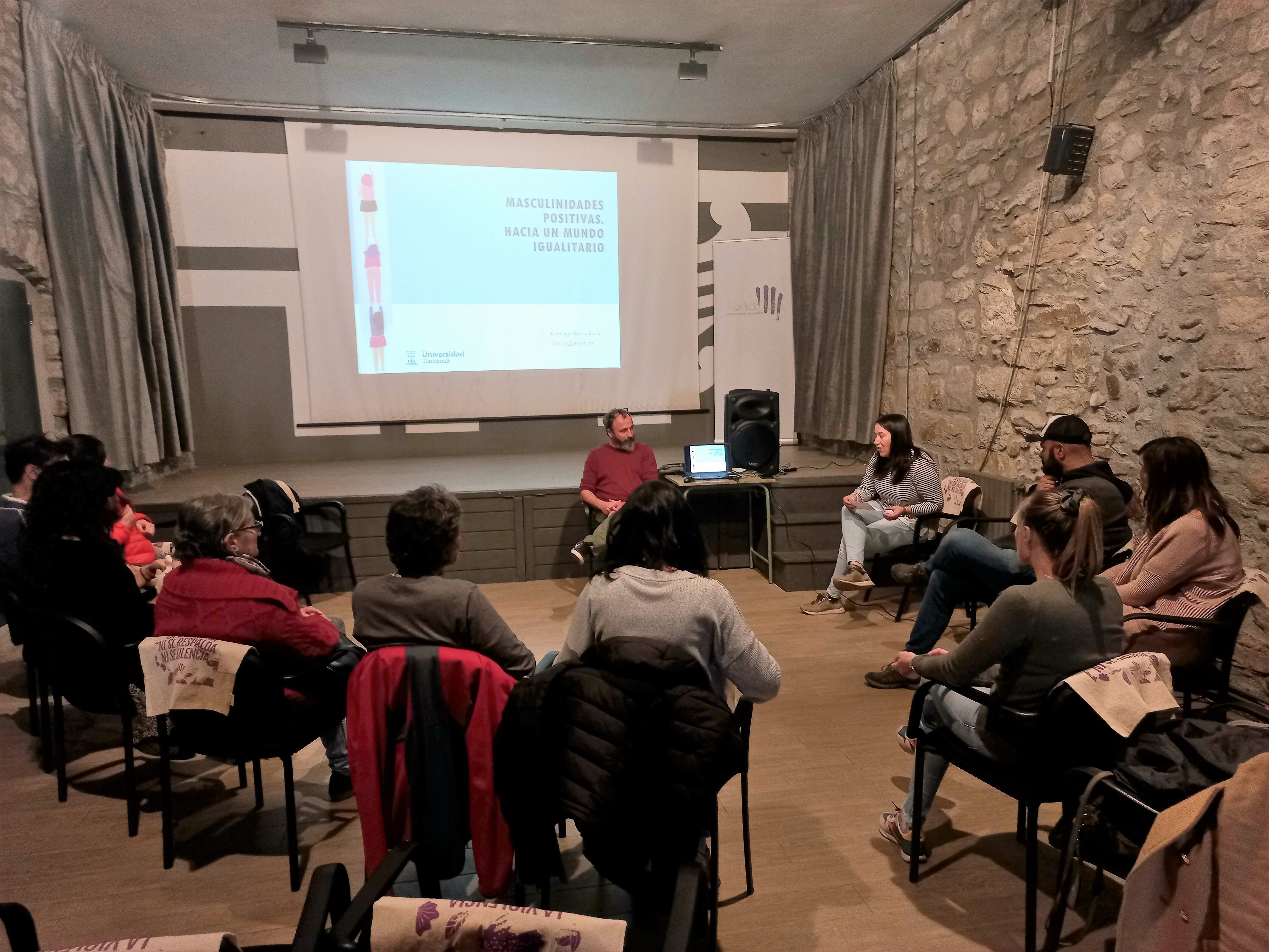 Santiago Boira charla sobre la nueva masculinidad en Ribagorza