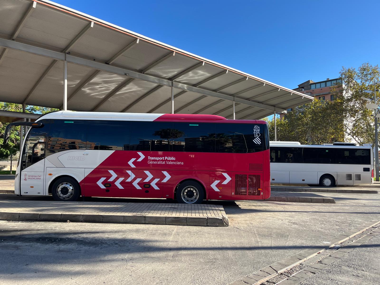 El PSPV-PSOE de la Vall d’Uixó exige a la Generalitat Valenciana una solución a los problemas con el nuevo contrato del autobús a Castelló