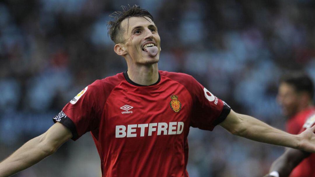 Ante Budimir celebrando un tanto