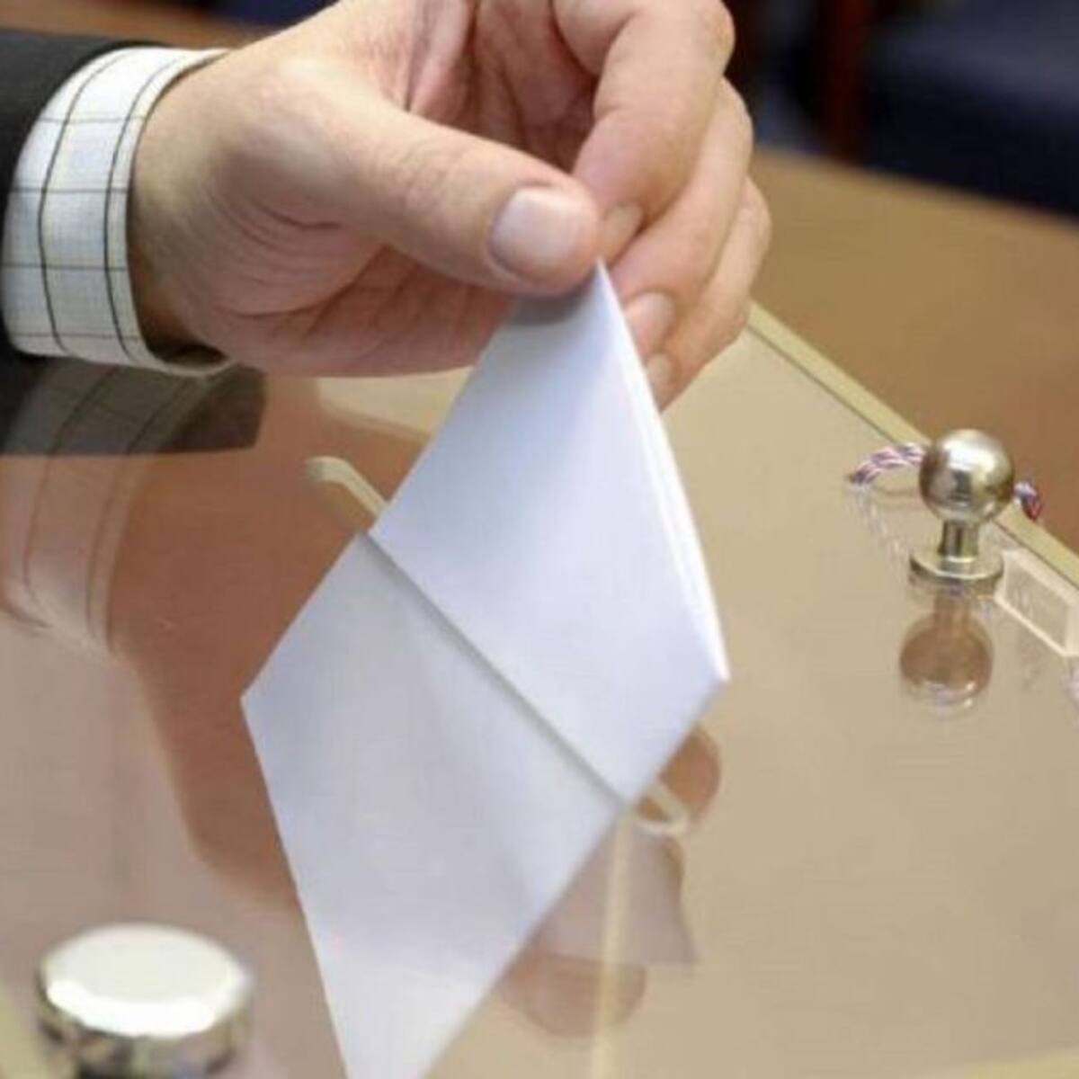 Los partidos políticos recibirán 10.205 euros por cada escaño obtenido en las elecciones del 15-M