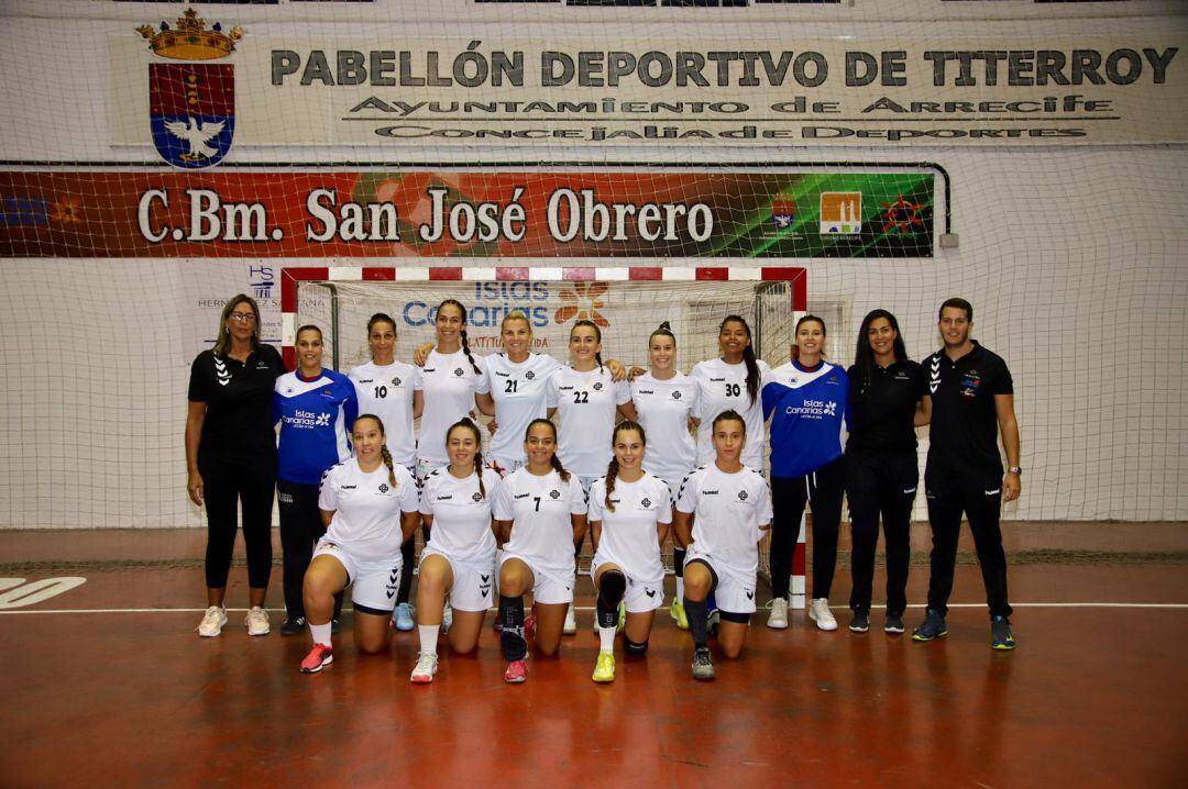 BM San José Obrero, nuevo líder del grupo A de la División de Honor Plata Femenina.