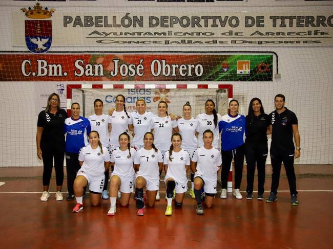 BM San José Obrero, nuevo líder del grupo A de la División de Honor Plata Femenina.