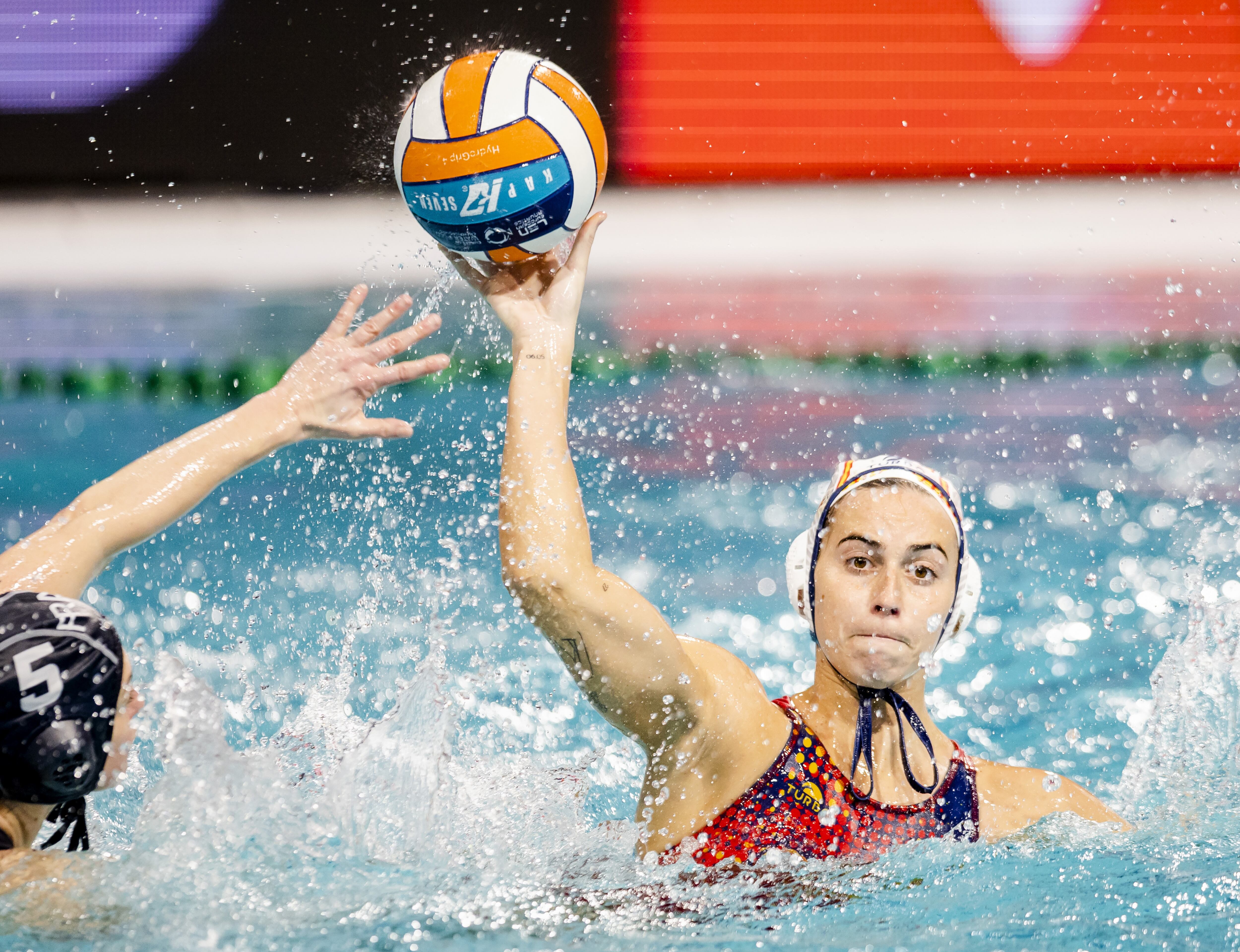 Bea Ortiz, en el partido de este viernes ante Francia.