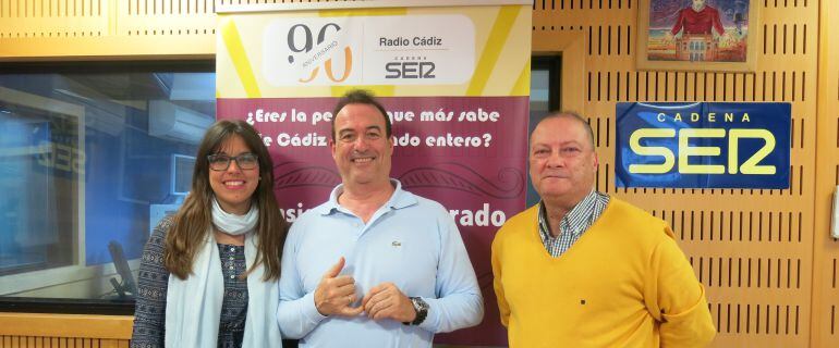 María José Benítez, Javier Osuna y Salvador Cumbre durante el concurso Docotrado Honoris Cádiz