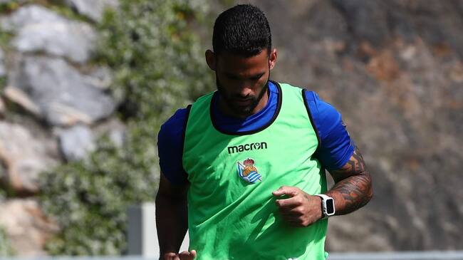 Willisn José se ejercita en Zubieta