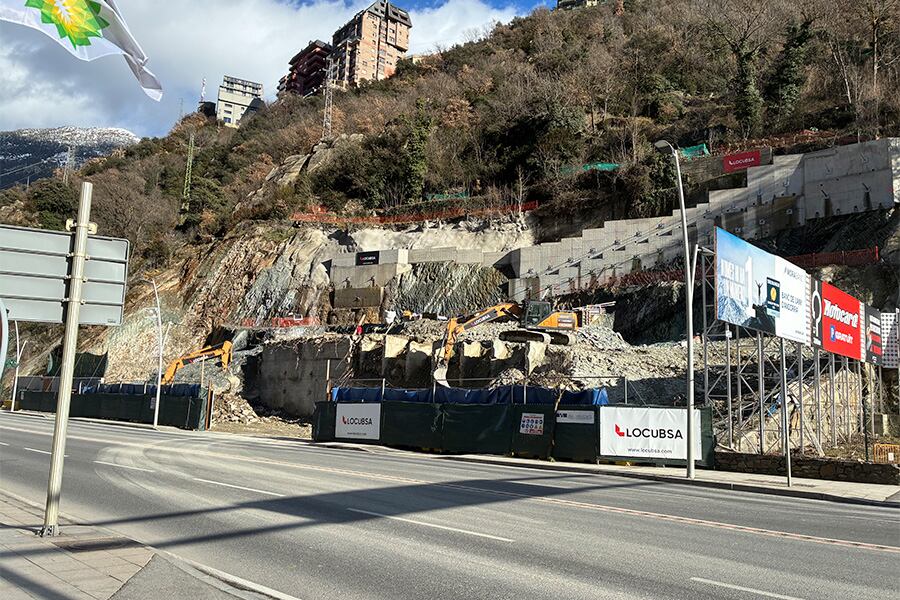 inici de les obres de construcció de pisos de la gent gran a Sant Julià de Lòria.