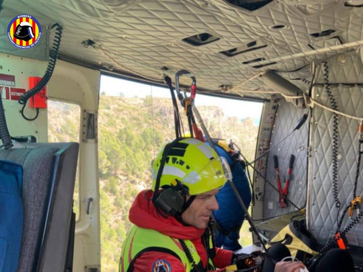 Una menor es rescatada en helicóptero mientras realizaba una excursión con un instituto en Gandia