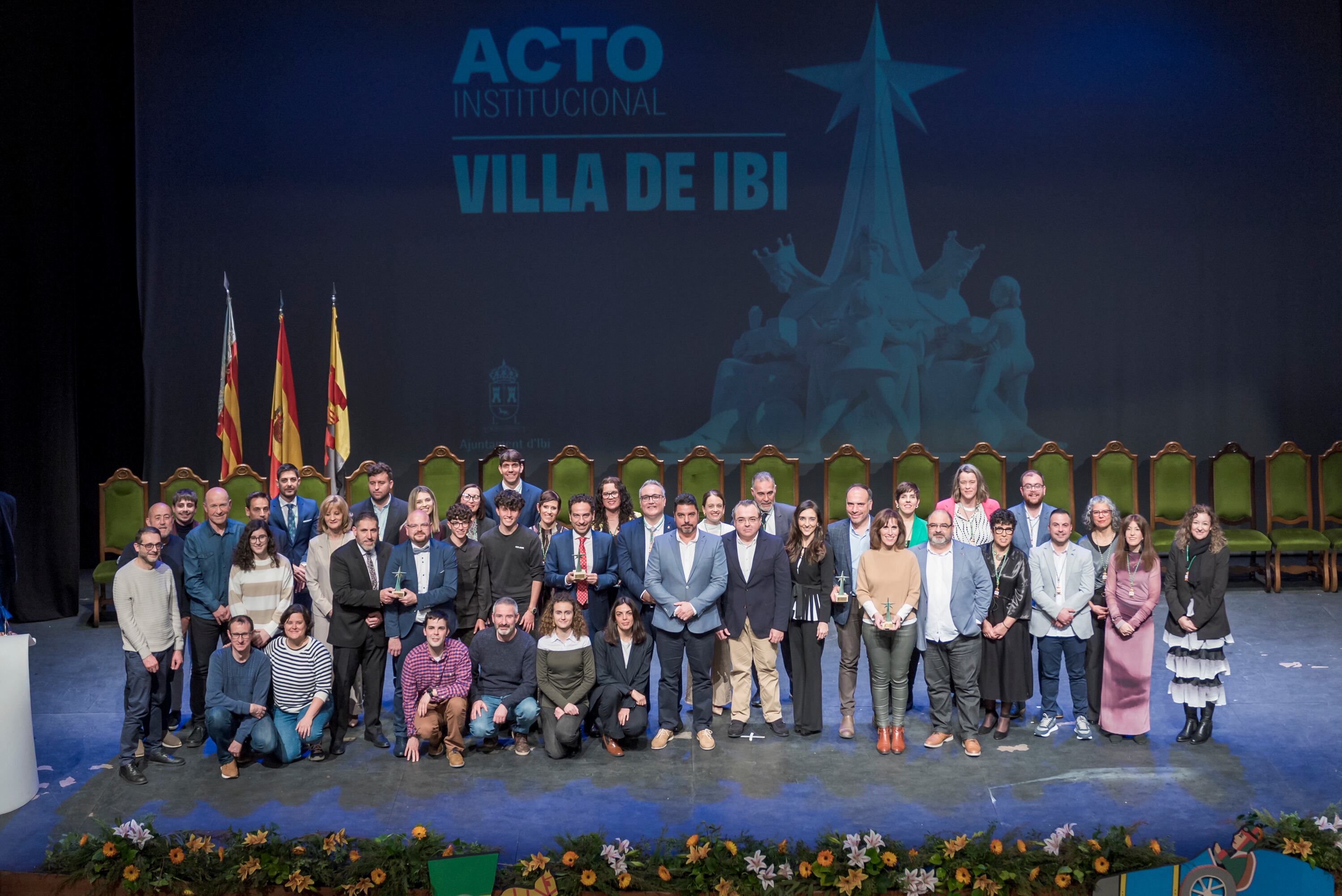 Premiados en el Acto Institucional Villa de Ibi en 2025