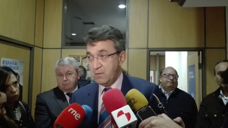 Juan Martínez Majo, ante la prensa