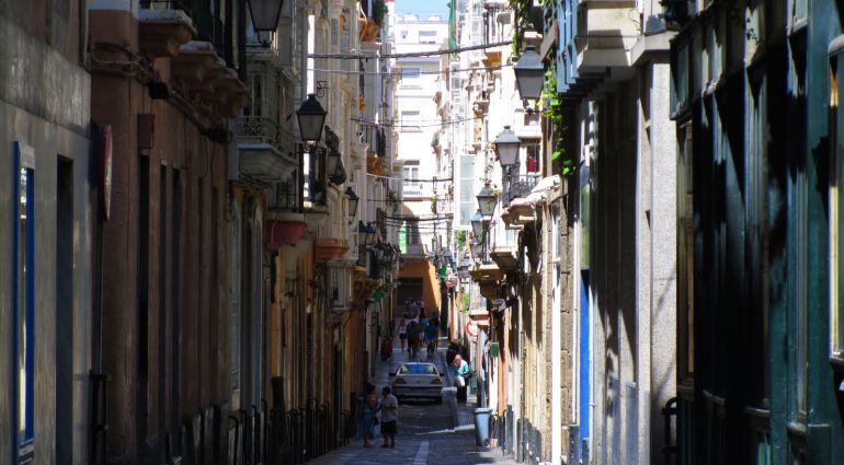 Imagen de la Calle Sagasta, que debe su nombre al que fue presidente del Consejo de Ministros