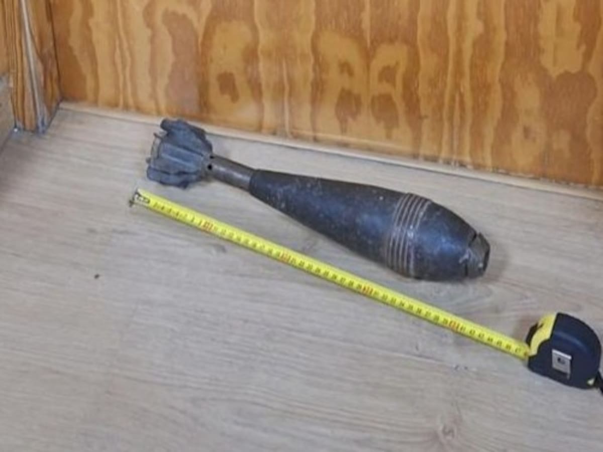 Convivir con una granada de mortero escondida en la buhardilla