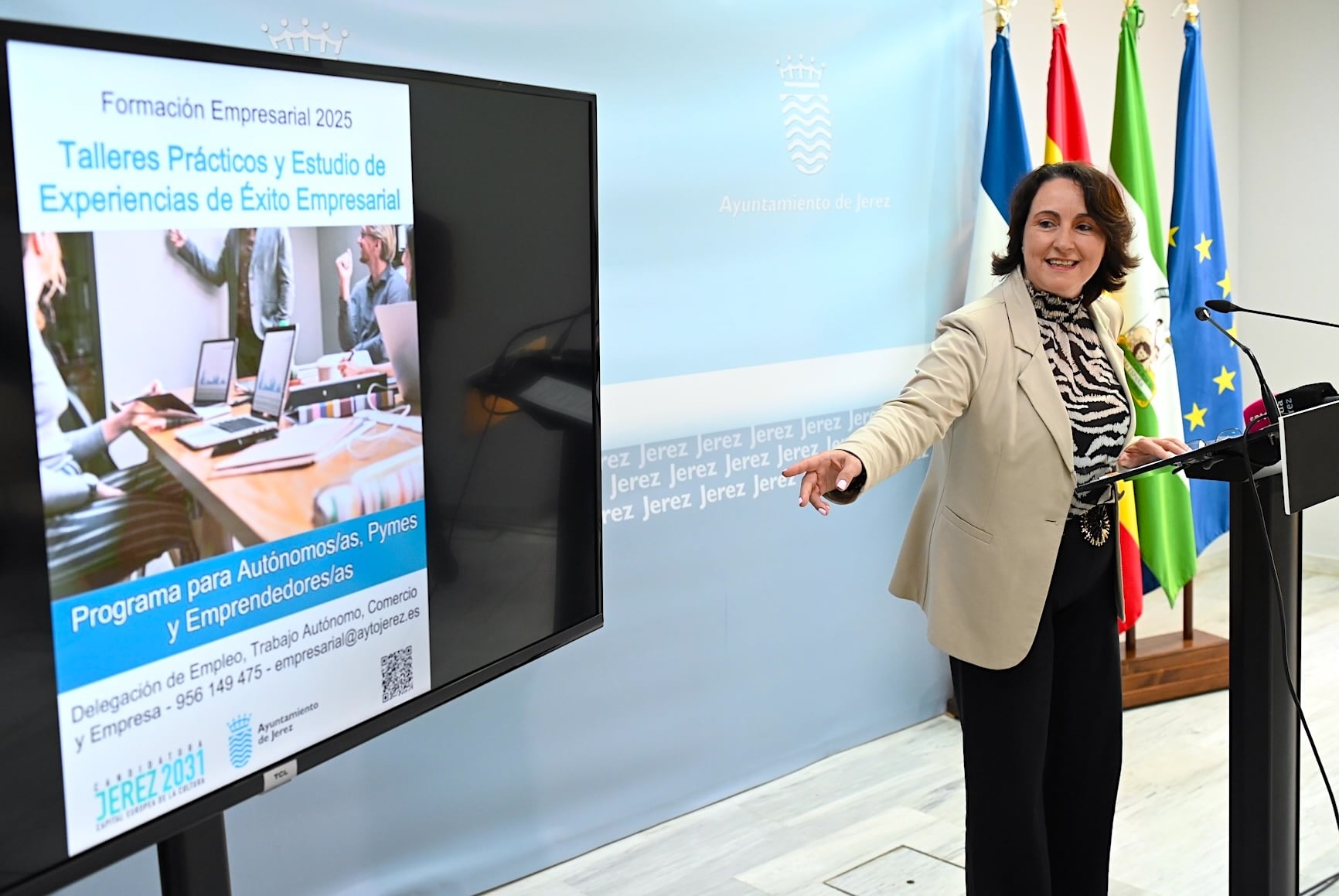 Nela García durante la presentación de la propuesta formativa